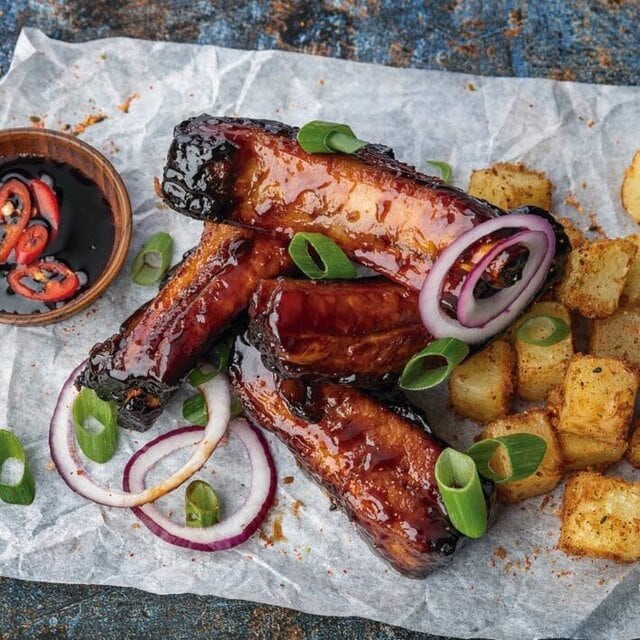 Żeberka w Teriyaki z pikantnymi ziemniakami Żeberka w Teriyaki z pikantnymi ziemniakami